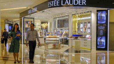Estée Lauder Stock Dives on China Warning, Dividend Cut, Withdrawn Outlook