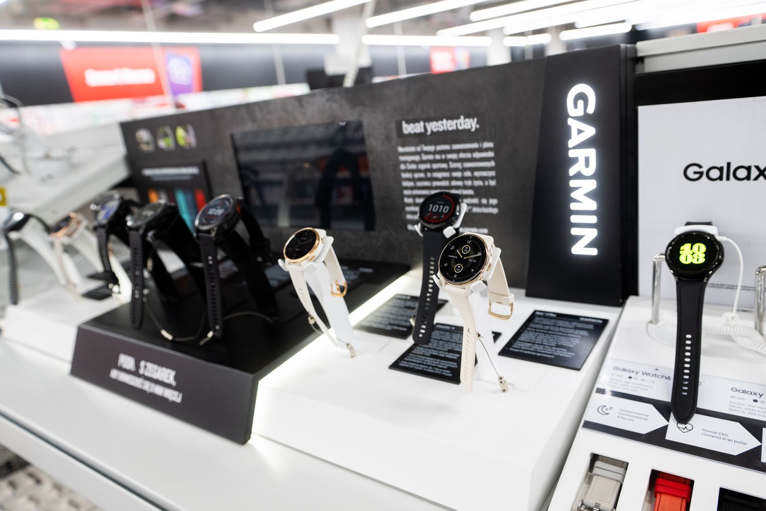 Garmin Stock Flies Higher After Company Beats Estimates, Boosts Outlook 1 Garmin Stock Flies Higher After Company Beats Estimates, Boosts Outlook