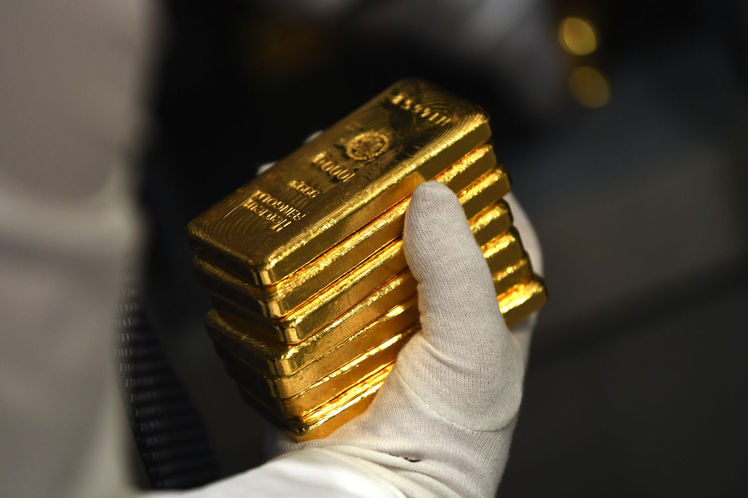 Gold Hits Record High Ahead of Election as Investors Brace for Stock Volatility 1 Gold Hits Record High Ahead of Election as Investors Brace for Stock Volatility