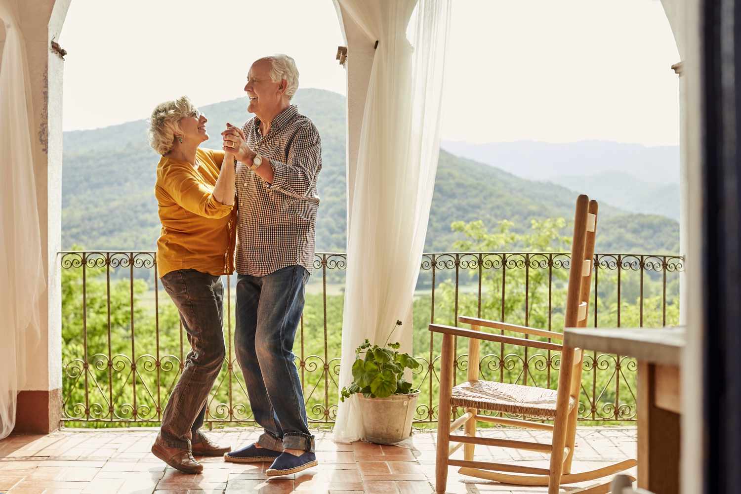 Interested in Collecting Social Security Benefits Abroad? See If You Qualify 1 Interested in Collecting Social Security Benefits Abroad? See If You Qualify