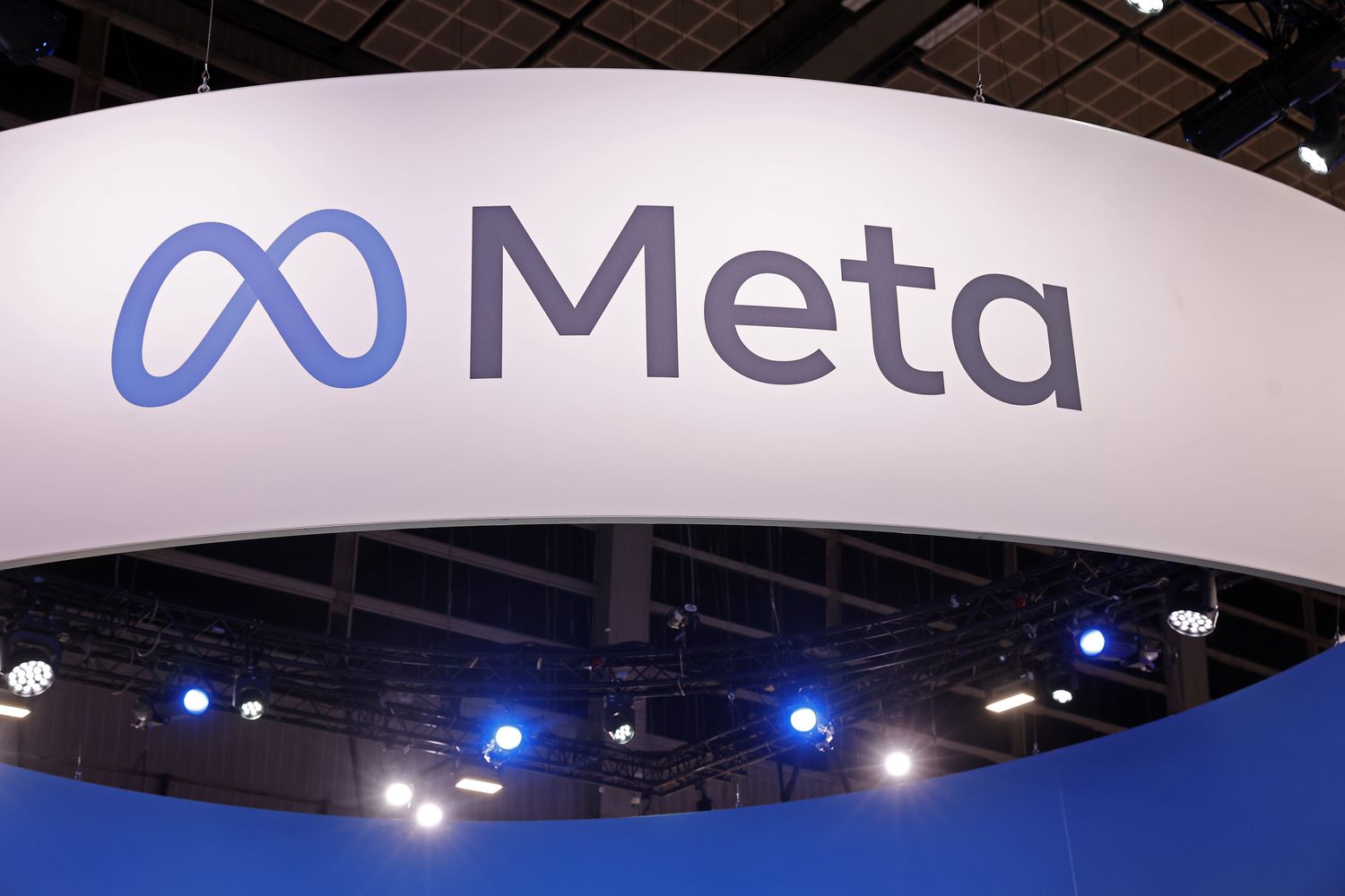 Meta's Earnings Top Estimates as It Lifts Spending Projections 1 Meta's Earnings Top Estimates as It Lifts Spending Projections