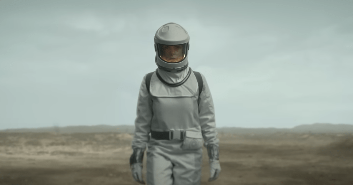 Silo Season 2 Clip Unveils First 5 Minutes of Apple TV+ Show's Return 1 Silo Season 2 Clip Unveils First 5 Minutes of Apple TV+ Show's Return