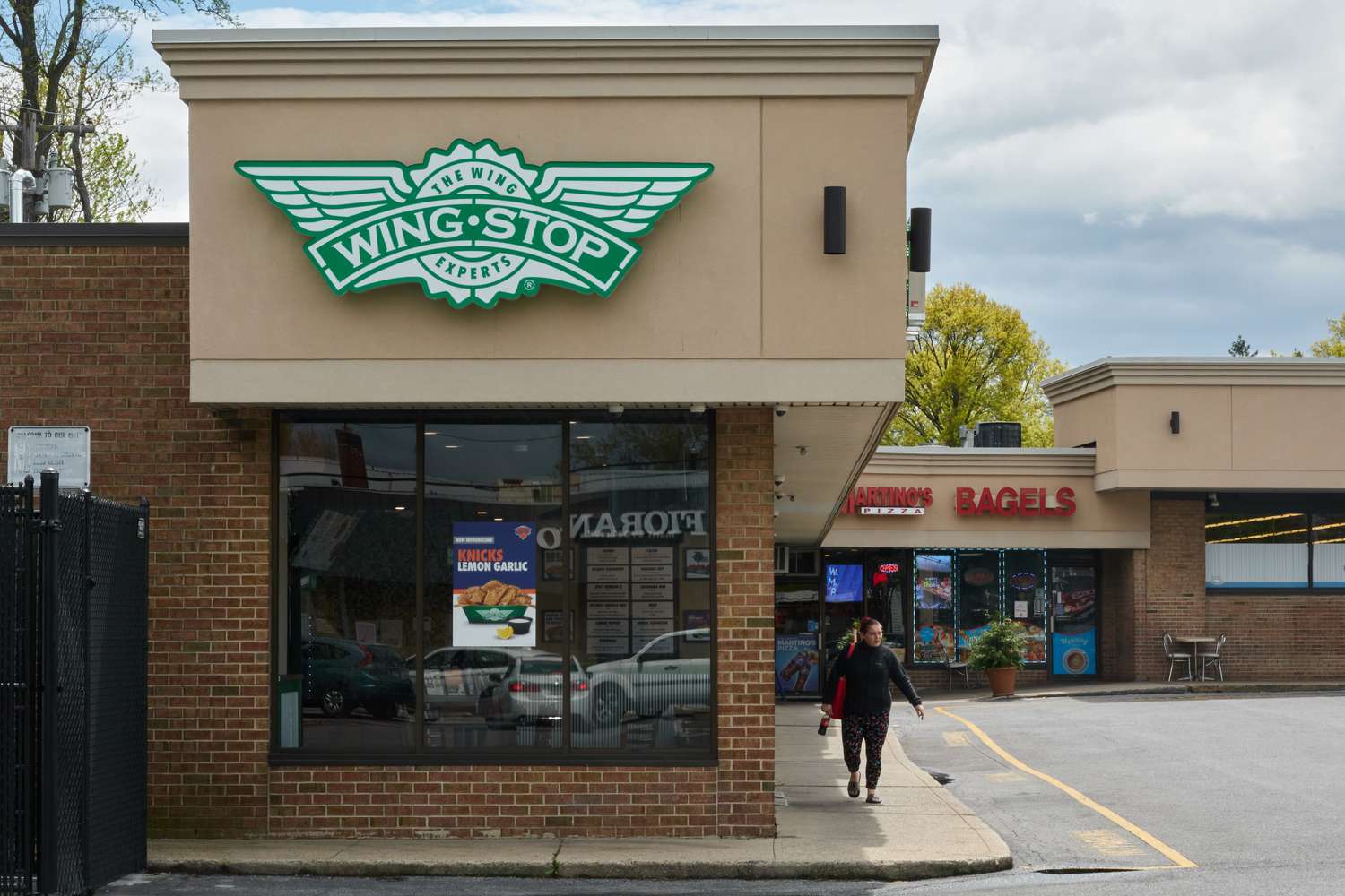 Wingstop Stock Drops 20% as Costs Weigh on Q3 Profits 1 Wingstop Stock Drops 20% as Costs Weigh on Q3 Profits