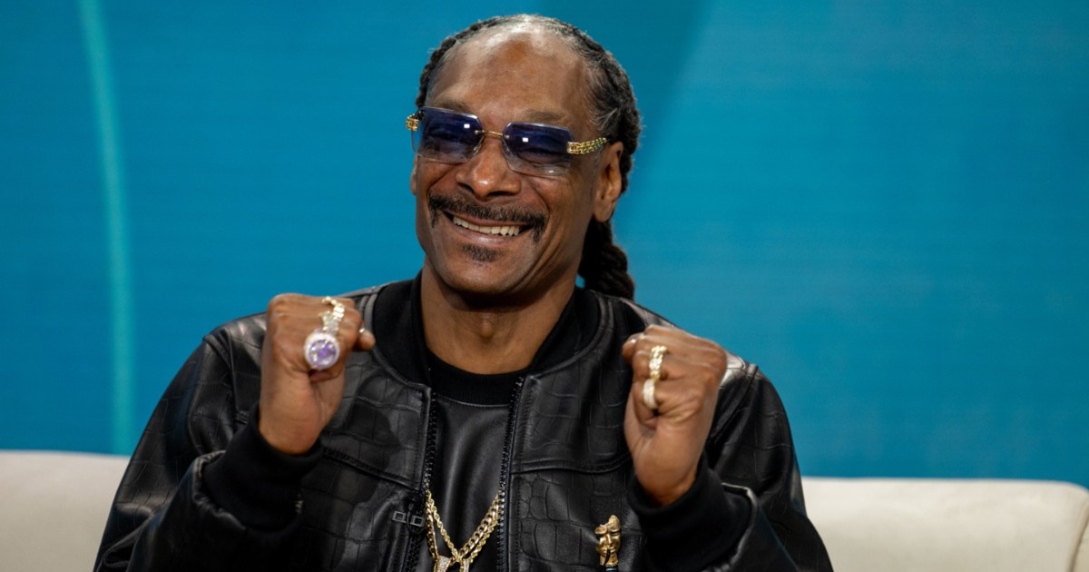 Snoop Dogg's Working on a Planet of the Apes-Style Movie With Dogs 1 Snoop Dogg's Working on a Planet of the Apes-Style Movie With Dogs