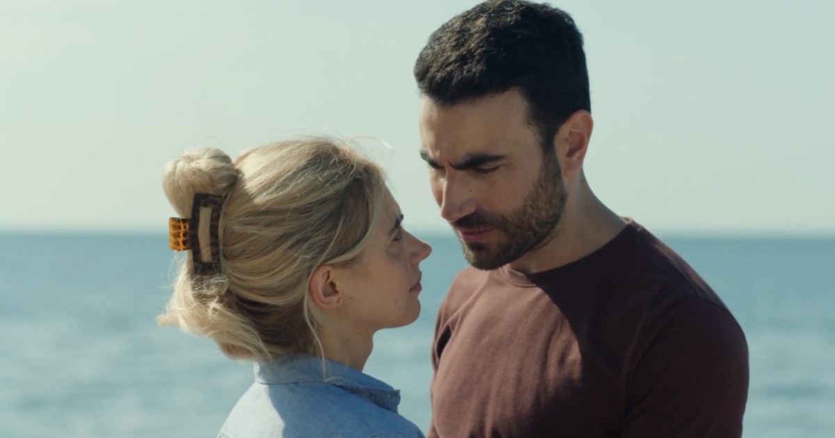 Brett Goldstein-Led All of You's Apple TV+ Release Date Window Revealed 1 Brett Goldstein-Led All of You's Apple TV+ Release Date Window Revealed