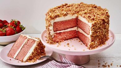 Don’t Skip This Simple Step Before Slicing Your Next Cake