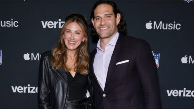 mark sanchez wife
